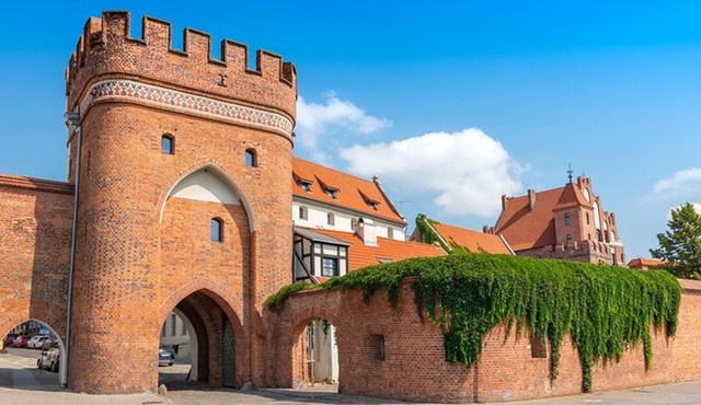 Discover Torun: A Walking Adventure