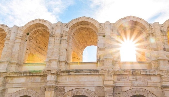 Arles, Avignon, Saint‐Remy‐de‐Provence, Baux‐de‐Provence Tour