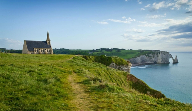 2 DAYS GUIDED NORMANDY D‐DAY BEACHES, SAINT MALO & MONT SAINT MICHEL FROM PARIS