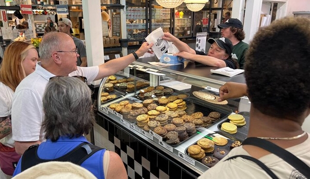 Philadelphia Reading Market and Center City Food Tour