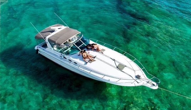 Private Yacht SR with Crew from Fajardo to Exotic Island