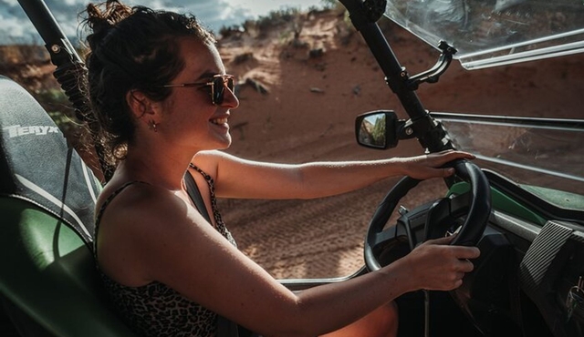 Moab, Utah: Hell's Revenge Trail 4x4 Off‐Roading Tour