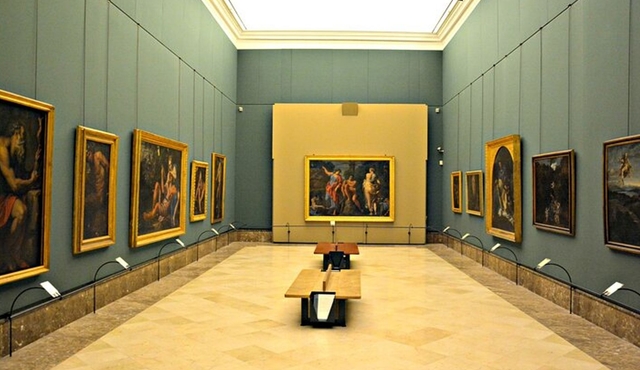 Capodimonte Museum of Naples Group Tour