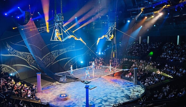 Shanghai Circus World ERA Theatre Acrobatics Ticket