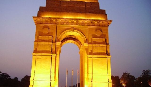 Delhi: Old and New Delhi Private One Day Tour