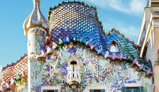 Modernist route through Barcelona