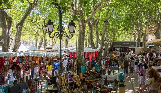 10 Hours Private Tour in Saint‐Tropes, Nice, and Monaco