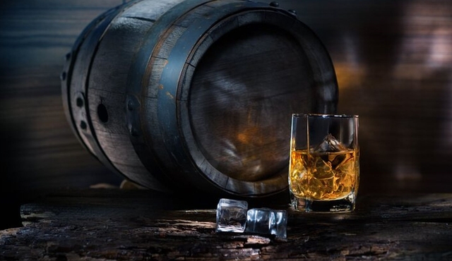 Speyside Whisky Trail Day Tour from Aberdeen Including Admissions