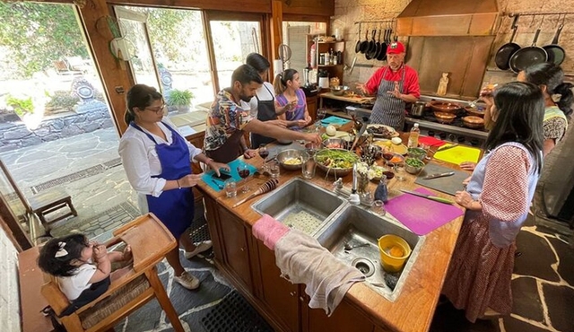 Cook & Dine | Make Authentic Mexican Mole and Salsas in San Miguel de Allende