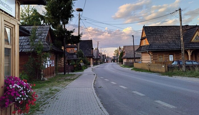 Białka Tatrzańska Off‐Roading and Thermal Pools Tour