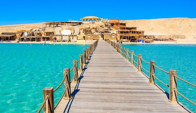 Orange Island sea trip & Turkish bath & Transfers — Hurghada