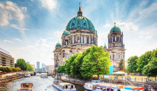 Warnemunde or Rostock Port to Berlin Full‐Day Shore Excursion