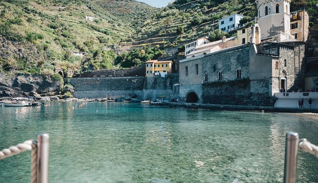 Full Day Pisa and Jewel of the Cinque Terre Tour From Livorno