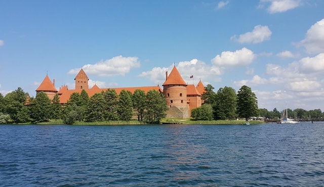 Vilnius to Paneriai Memorial Park, Trakai, Kaunas Tour, Pickup