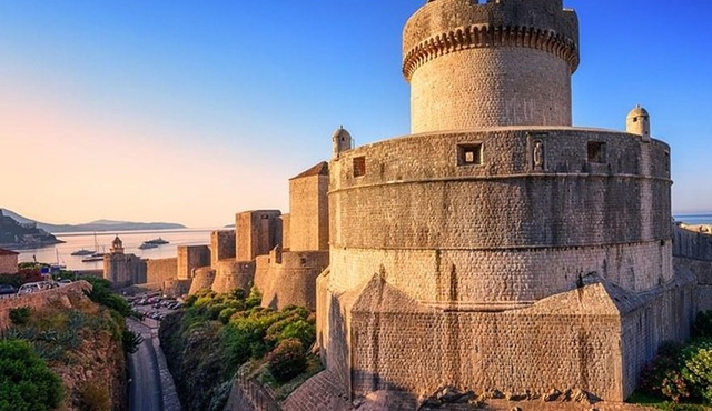 Dubrovnik City Walls Walking Tour (entrance ticket included)