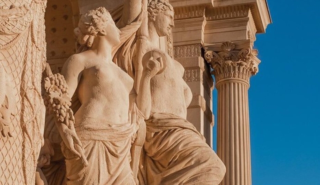 Picturesque Sites of Marseille — Guided Walking Tour