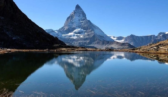 Exclusive Zermatt and Matterhorn: Small Group Tour from Basel