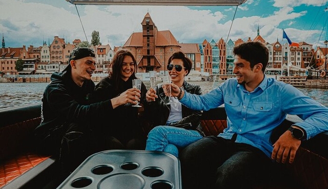 Sightseeing Cruise around the Old Town of Gdansk