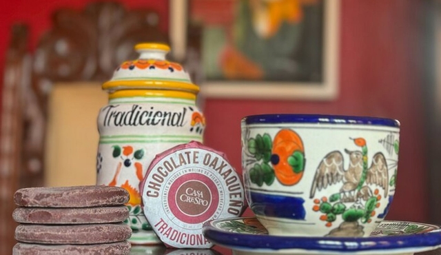 1 Hour Oaxacan Chocolate Making Class with Mole‐making and Drinks