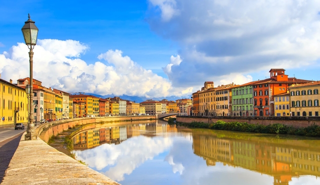 2‐hour guided walking tour of Pisa