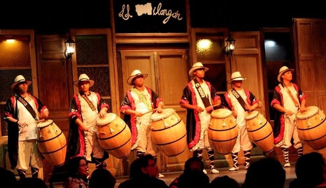 Montevideo Cultural Show and Dinner