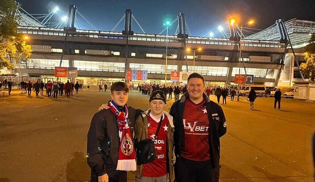 Krakow: Join a football match in Krakow together with a local