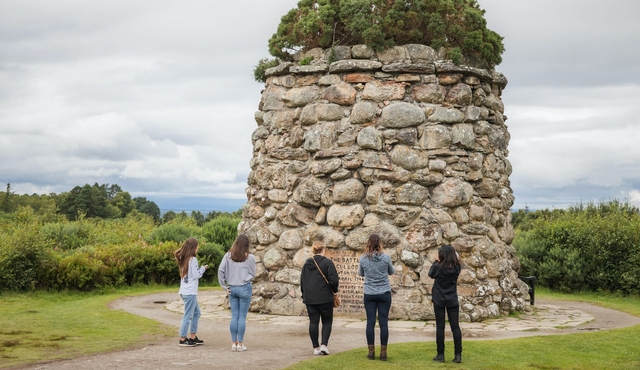 Loch Ness, Whisky and Outlander Tour from Inverness