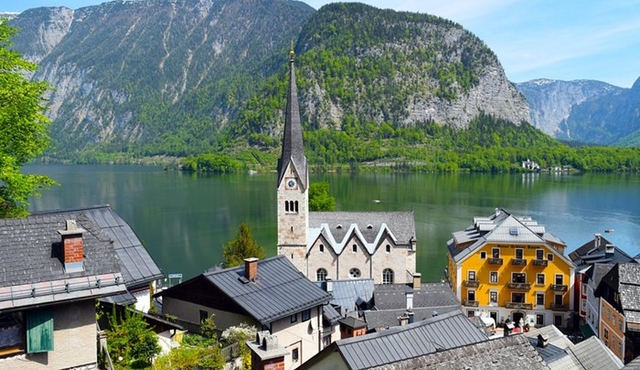 Tour privato del Nido dell'Aquila e di Hallstatt da Salisburgo