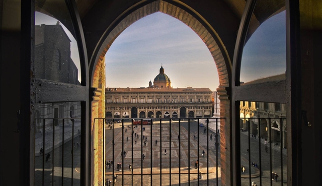 Discover Bologna&nbsp;&mdash; Visita guidata del centro storico