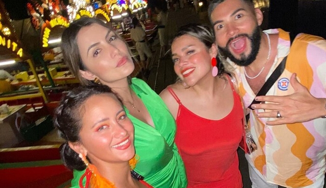 Cancun Xoximilco Boat Party with Mexican Dinner and Live Music