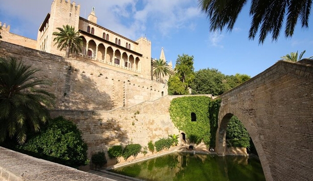 Palma de Mallorca Scavenger Hunt and Highlights Self‐Guided Tour