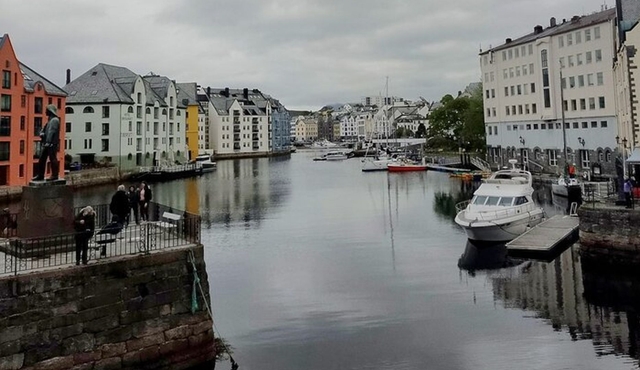 Alesund Walking Tour Art Nouveau and Postcard Views