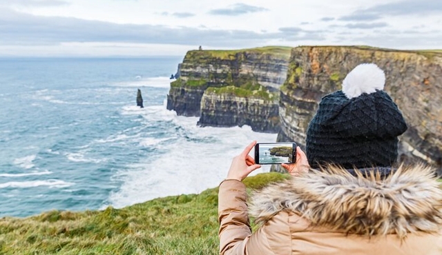 Dublin to Cliffs of Moher and Galway City Private Tour by Car