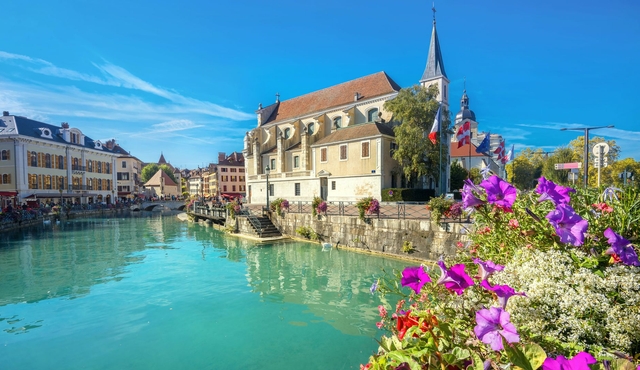 Annecy half‐day trip from Geneva with guided walking tour