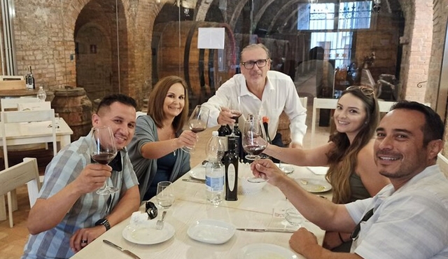 Montepulciano, Montalcino, and Pienza Wine and Cheese Tour