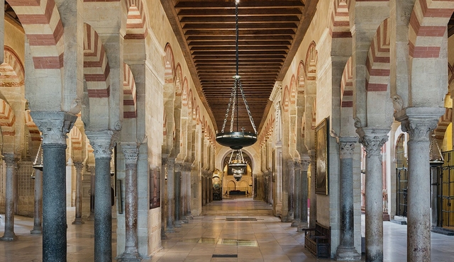 Cathedral‐Mosque of Córdoba and Jewish Quarter walking tour