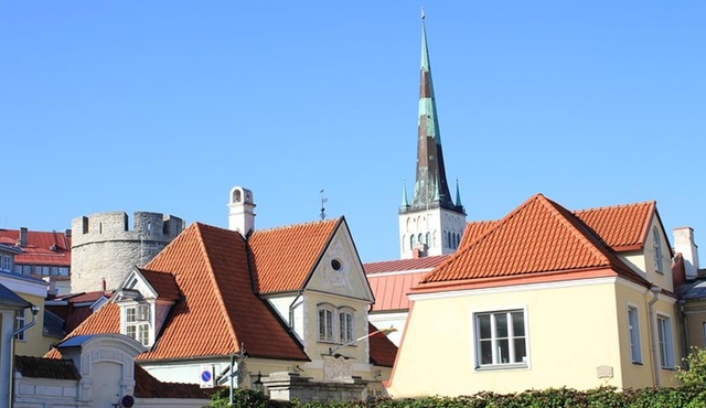 Tagesausflug von Helsinki nach Tallinn. Fähre inklusive.