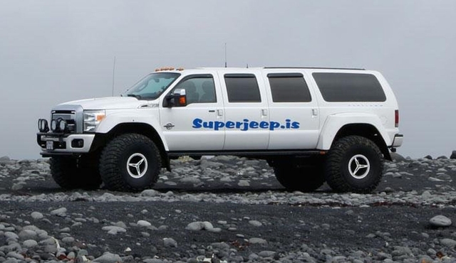Private Monster Truck Landmannalaugar and Hekla Volcano Day Trip