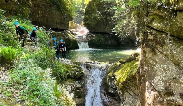 Sports Canyoning of Écouges bas in Vercors — Grenoble