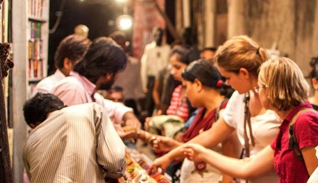 Guided Shopping Tour of Old Delhi and New Delhi