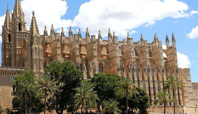 Palma de Mallorca Private History Walking Tour
