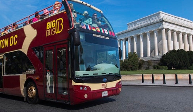 Hop‐on Hop‐off Bus Washington, D.C.