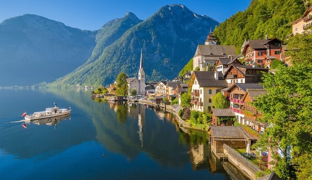Escursione di un giorno a Hallstatt per piccoli gruppi da Vienna