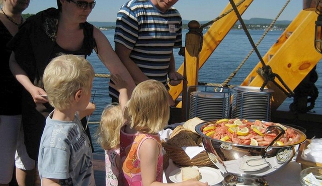 Oslo Fjord Wooden Sailboat Evening Cruise plus Shrimp Snack