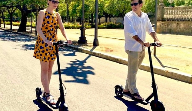 Scooter tour in Seville