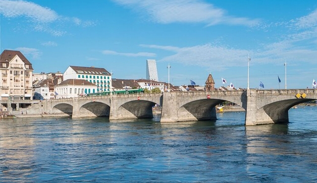 Basel (Kleinbasel) Scavenger Hunt and Sights Self‐Guided Tour