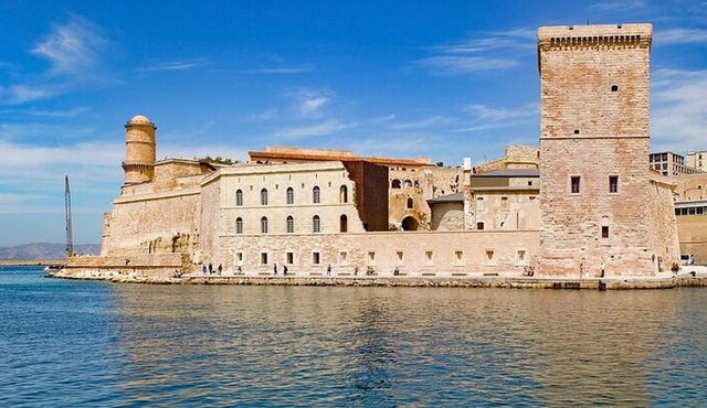 Guided Walking Tour in Marseille