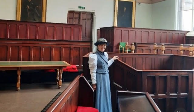 Chester Edwardian Lady Walking Tour