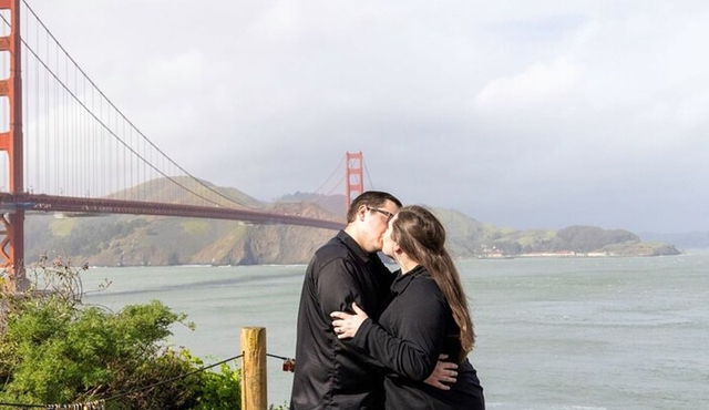 San Francisco : Professional Photoshoot at Golden Gate Bridge