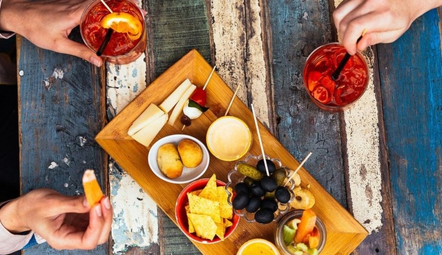 Drinks & Bites in Milan Private Tour